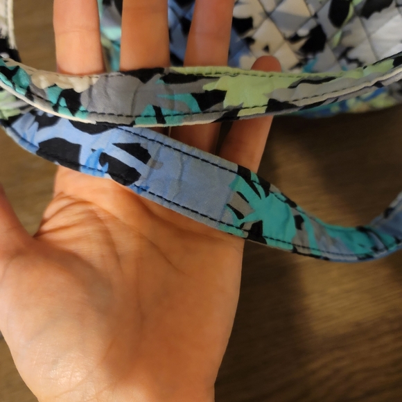 Vera Bradley Blue Floral Tote and Wallet - Picture 7 of 7